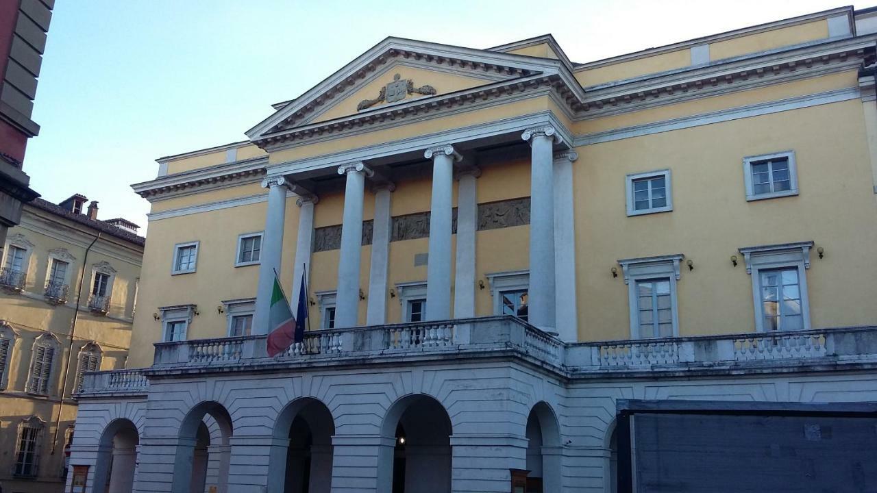 Residenza Teatro Placência Exterior foto